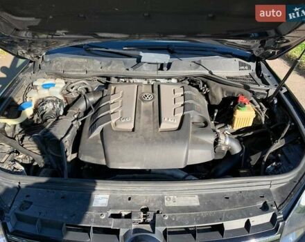 Черный Фольксваген Туарег, объемом двигателя 3 л и пробегом 279 тыс. км за 19000 $, фото 16 на Automoto.ua