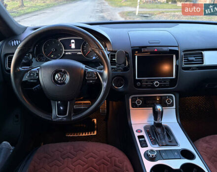 Чорний Фольксваген Туарег, об'ємом двигуна 2.97 л та пробігом 243 тис. км за 19600 $, фото 14 на Automoto.ua