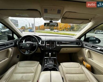 Чорний Фольксваген Туарег, об'ємом двигуна 2.97 л та пробігом 318 тис. км за 15999 $, фото 31 на Automoto.ua