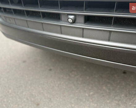 Черный Фольксваген Туарег, объемом двигателя 3 л и пробегом 220 тыс. км за 19700 $, фото 16 на Automoto.ua