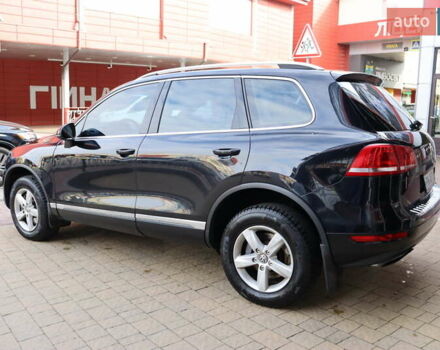 Черный Фольксваген Туарег, объемом двигателя 3 л и пробегом 284 тыс. км за 17800 $, фото 8 на Automoto.ua