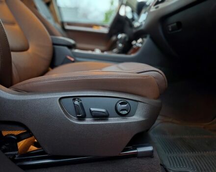 Черный Фольксваген Туарег, объемом двигателя 3 л и пробегом 250 тыс. км за 17300 $, фото 15 на Automoto.ua