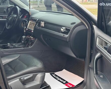 Черный Фольксваген Туарег, объемом двигателя 3 л и пробегом 308 тыс. км за 16490 $, фото 15 на Automoto.ua
