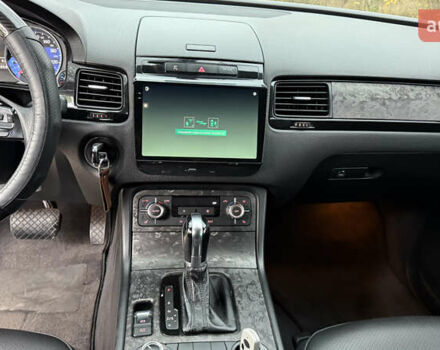 Чорний Фольксваген Туарег, об'ємом двигуна 2.97 л та пробігом 238 тис. км за 21800 $, фото 33 на Automoto.ua