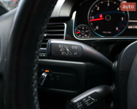 Черный Фольксваген Туарег, объемом двигателя 3 л и пробегом 284 тыс. км за 17800 $, фото 24 на Automoto.ua