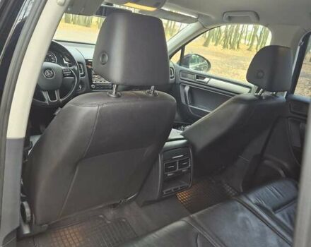 Чорний Фольксваген Туарег, об'ємом двигуна 2.97 л та пробігом 197 тис. км за 18500 $, фото 13 на Automoto.ua