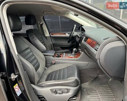 Чорний Фольксваген Туарег, об'ємом двигуна 3 л та пробігом 433 тис. км за 16700 $, фото 8 на Automoto.ua