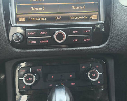 Черный Фольксваген Туарег, объемом двигателя 2.97 л и пробегом 206 тыс. км за 17800 $, фото 14 на Automoto.ua