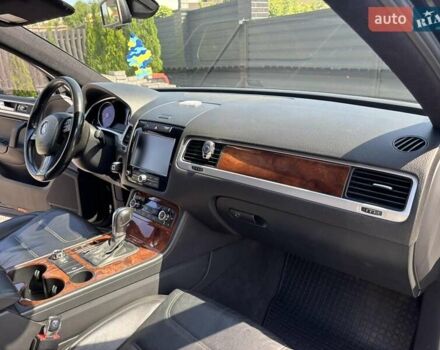 Черный Фольксваген Туарег, объемом двигателя 2.97 л и пробегом 273 тыс. км за 19300 $, фото 18 на Automoto.ua