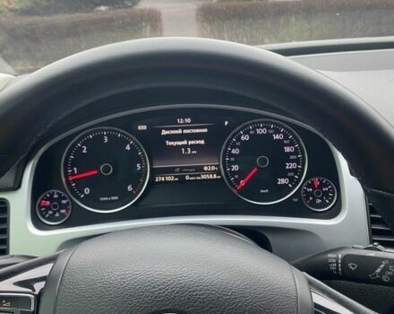 Черный Фольксваген Туарег, объемом двигателя 3 л и пробегом 280 тыс. км за 16800 $, фото 4 на Automoto.ua