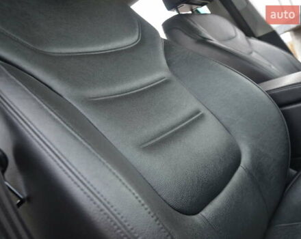 Черный Фольксваген Туарег, объемом двигателя 2.97 л и пробегом 267 тыс. км за 16450 $, фото 62 на Automoto.ua