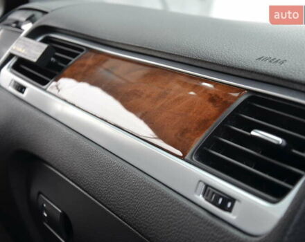 Черный Фольксваген Туарег, объемом двигателя 2.97 л и пробегом 267 тыс. км за 16450 $, фото 68 на Automoto.ua