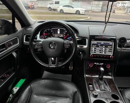 Черный Фольксваген Туарег, объемом двигателя 3 л и пробегом 308 тыс. км за 16490 $, фото 16 на Automoto.ua