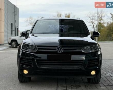 Черный Фольксваген Туарег, объемом двигателя 3 л и пробегом 207 тыс. км за 15700 $, фото 2 на Automoto.ua