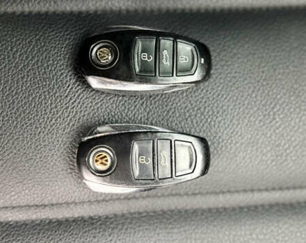 Черный Фольксваген Туарег, объемом двигателя 3 л и пробегом 220 тыс. км за 19700 $, фото 30 на Automoto.ua