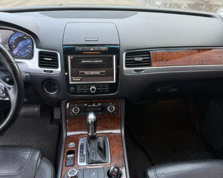 Чорний Фольксваген Туарег, об'ємом двигуна 2.97 л та пробігом 275 тис. км за 16800 $, фото 10 на Automoto.ua