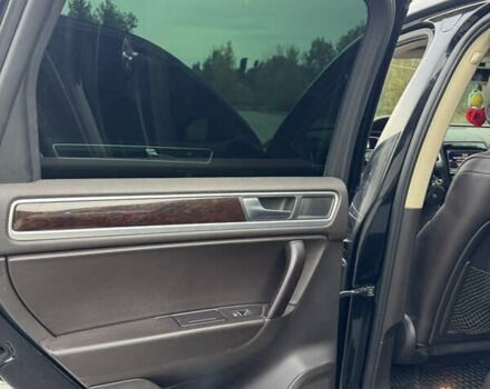 Черный Фольксваген Туарег, объемом двигателя 2.97 л и пробегом 160 тыс. км за 21000 $, фото 14 на Automoto.ua