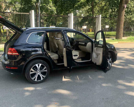 Чорний Фольксваген Туарег, об'ємом двигуна 3 л та пробігом 269 тис. км за 19999 $, фото 2 на Automoto.ua