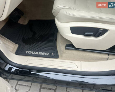 Черный Фольксваген Туарег, объемом двигателя 2.97 л и пробегом 210 тыс. км за 19500 $, фото 11 на Automoto.ua