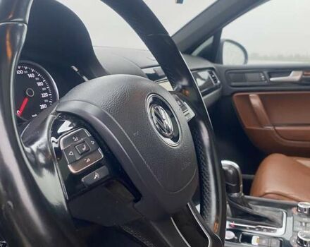 Черный Фольксваген Туарег, объемом двигателя 2.97 л и пробегом 348 тыс. км за 19500 $, фото 54 на Automoto.ua