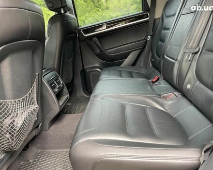 Чорний Фольксваген Туарег, об'ємом двигуна 3 л та пробігом 197 тис. км за 27490 $, фото 18 на Automoto.ua