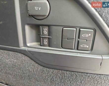 Чорний Фольксваген Туарег, об'ємом двигуна 2.97 л та пробігом 292 тис. км за 22500 $, фото 6 на Automoto.ua