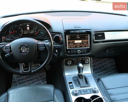 Черный Фольксваген Туарег, объемом двигателя 3 л и пробегом 142 тыс. км за 22900 $, фото 38 на Automoto.ua