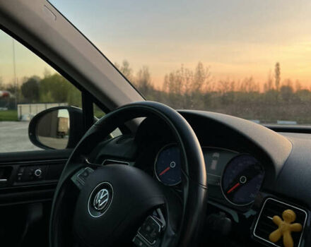 Черный Фольксваген Туарег, объемом двигателя 3 л и пробегом 270 тыс. км за 23200 $, фото 21 на Automoto.ua