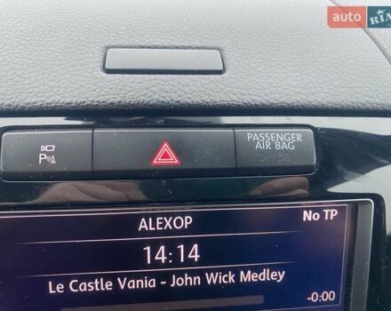 Черный Фольксваген Туарег, объемом двигателя 2.97 л и пробегом 348 тыс. км за 19500 $, фото 57 на Automoto.ua