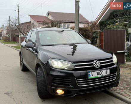 Чорний Фольксваген Туарег, об'ємом двигуна 4.13 л та пробігом 258 тис. км за 28500 $, фото 4 на Automoto.ua