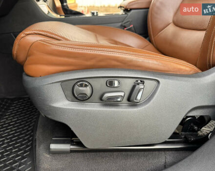 Черный Фольксваген Туарег, объемом двигателя 3 л и пробегом 275 тыс. км за 20999 $, фото 14 на Automoto.ua