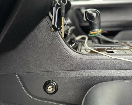 Черный Фольксваген Туарег, объемом двигателя 2.97 л и пробегом 157 тыс. км за 24500 $, фото 12 на Automoto.ua