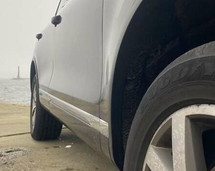 Черный Фольксваген Туарег, объемом двигателя 2.97 л и пробегом 348 тыс. км за 19500 $, фото 7 на Automoto.ua