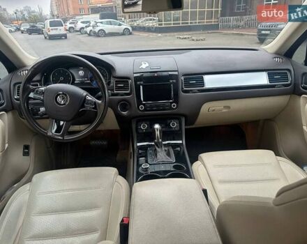 Черный Фольксваген Туарег, объемом двигателя 2.97 л и пробегом 188 тыс. км за 17000 $, фото 6 на Automoto.ua