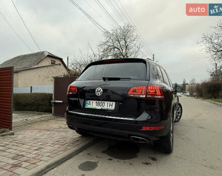 Чорний Фольксваген Туарег, об'ємом двигуна 4.13 л та пробігом 258 тис. км за 28500 $, фото 2 на Automoto.ua