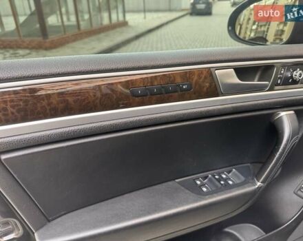 Фольксваген Туарег 2013 в Черновцах на Automoto.ua Черный Фольксваген Туарег, объемом двигателя 2.97 л и пробегом 250 тыс. км за 19900 $, фото 27 на Automoto.ua