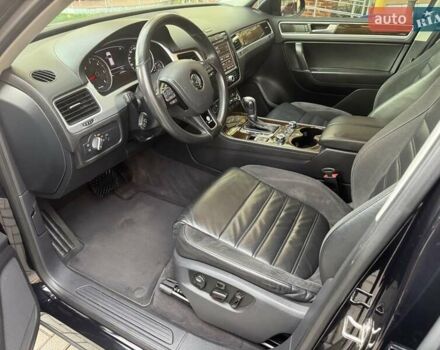 Фольксваген Туарег 2013 в Черновцах на Automoto.ua Черный Фольксваген Туарег, объемом двигателя 2.97 л и пробегом 250 тыс. км за 19900 $, фото 19 на Automoto.ua