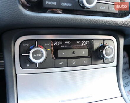 Черный Фольксваген Туарег, объемом двигателя 3 л и пробегом 142 тыс. км за 22900 $, фото 31 на Automoto.ua