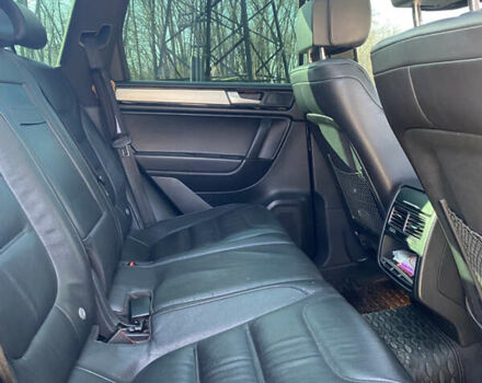 Чорний Фольксваген Туарег, об'ємом двигуна 2.97 л та пробігом 230 тис. км за 22500 $, фото 20 на Automoto.ua