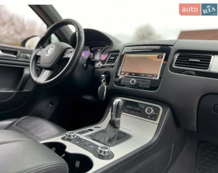 Чорний Фольксваген Туарег, об'ємом двигуна 2.97 л та пробігом 230 тис. км за 22500 $, фото 17 на Automoto.ua