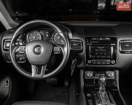 Чорний Фольксваген Туарег, об'ємом двигуна 2.97 л та пробігом 163 тис. км за 21900 $, фото 26 на Automoto.ua
