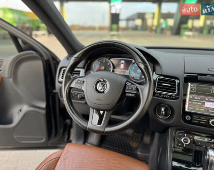 Черный Фольксваген Туарег, объемом двигателя 3 л и пробегом 275 тыс. км за 20999 $, фото 34 на Automoto.ua