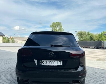 Фольксваген Туарег 2013 в Иршава на Automoto.ua Черный Фольксваген Туарег, объемом двигателя 3 л и пробегом 293 тыс. км за 20500 $, фото 2 на Automoto.ua