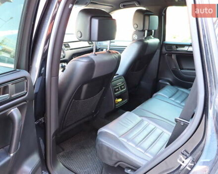 Черный Фольксваген Туарег, объемом двигателя 3 л и пробегом 142 тыс. км за 22900 $, фото 36 на Automoto.ua