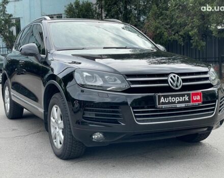 Чорний Фольксваген Туарег, об'ємом двигуна 3 л та пробігом 197 тис. км за 27490 $, фото 3 на Automoto.ua