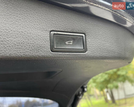 Фольксваген Туарег 2013 у Києві на Automoto.ua Чорний Фольксваген Туарег, об'ємом двигуна 2.97 л та пробігом 244 тис. км за 19200 $, фото 18 на Automoto.ua