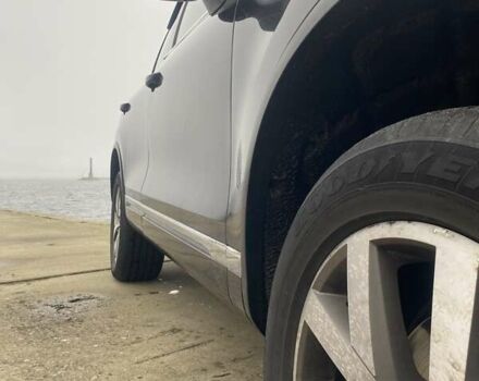 Черный Фольксваген Туарег, объемом двигателя 2.97 л и пробегом 348 тыс. км за 19500 $, фото 5 на Automoto.ua