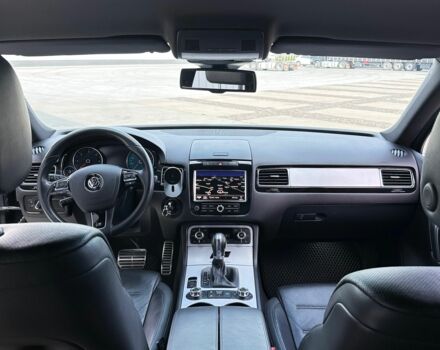 Фольксваген Туарег 2013 в Иршава на Automoto.ua Черный Фольксваген Туарег, объемом двигателя 3 л и пробегом 293 тыс. км за 20500 $, фото 5 на Automoto.ua