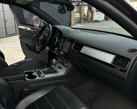 Фольксваген Туарег 2013 в Иршава на Automoto.ua Черный Фольксваген Туарег, объемом двигателя 3 л и пробегом 293 тыс. км за 20500 $, фото 10 на Automoto.ua