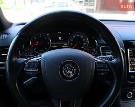 Черный Фольксваген Туарег, объемом двигателя 3 л и пробегом 142 тыс. км за 22900 $, фото 20 на Automoto.ua